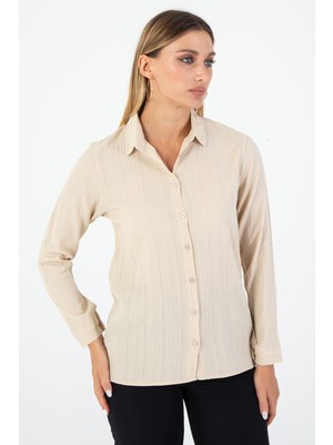 Nuevo Kadın Bej Jakarlı Dokulu Dokuma Uzun Kollu Gömlek – Şık & Rahat