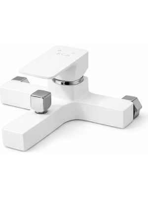 Musluq Beyaz Kare Banyo Bataryası Pirinç Gövde Endüstriyel Şık Tasarım