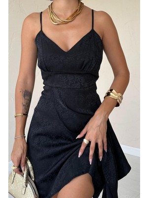 Drgy Siyah Jakarlı Asimetrik Elbise