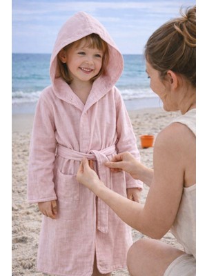 Miespiga Pamuklu Kapüşonlu Çocuk Müslin Bornoz Pembe
