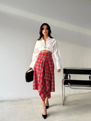 Cemo Kadın Ekose Desenli Asimetrik Kesim Midi Boy Etek – Yüksek Bel