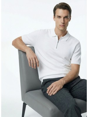 Fabrika Beyaz Erkek Slim Fit Jakarlı Kazak F6SM-KZK 2559