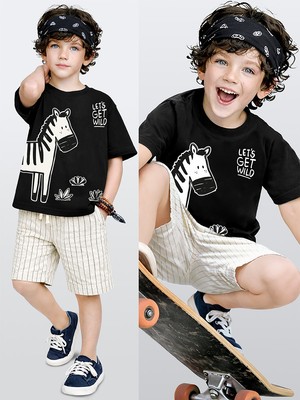 Denokids Erkek Çocuk Takım Zebra Baskılı Pamuk T-Shirt ve Çizgili Dokuma Şort Yazlık Takım