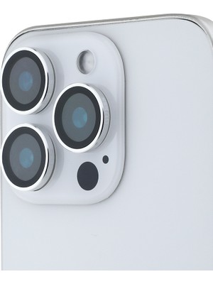iPhone 17 Pro Max Uyumlu Guess Orjinal Lisanslı Metal Kamera Lens Koruyucu Gümüş