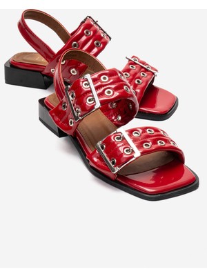 Luvi Blob Kırmızı Rugan Tokalı Kadın Sandalet