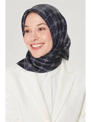 Armine Nostalji Tivil Ipek Eşarp Ist 8555-15 Lacivert Logo Desen