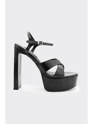 Derinet Yüksek Topuklu Bilekten Bantlı Kadın Abiye Ayakkabı