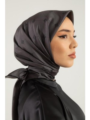 Silk Home Tivil Ipek Eşarp 11392 - 18 Gri Monogram Desen
