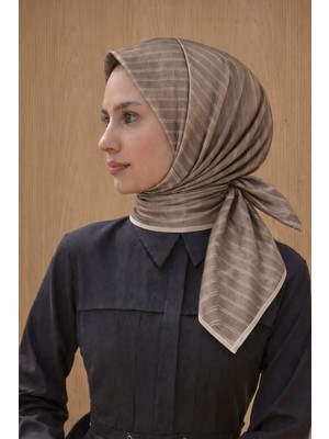 Aker Ipek Jakarlı Sura Eşarp SYR52529 Pudra Gümüş Simli Desen