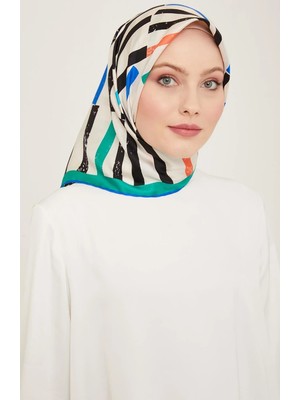 Armine Yeşil - Beyaz Çizgi Desen Sura Ipek Eşarp 9101 - 82