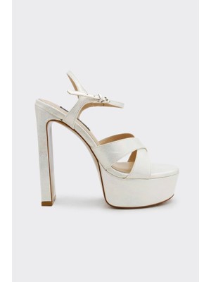 Derinet Yüksek Topuklu Bilekten Bantlı Kadın Abiye Ayakkabı
