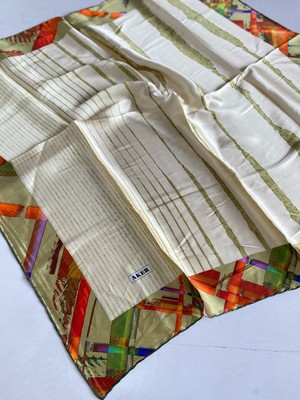 Aker Sura Ipek Eşarp Ist 44619 Yeşil Karışık Desen