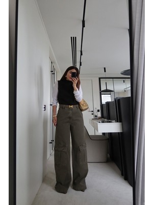 Özge Özgenç Kargo Cepli Geniş Paça Jean
