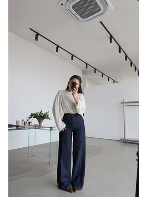 Özge Özgenç Kontrast Dikişli Geniş Kalıp Jean