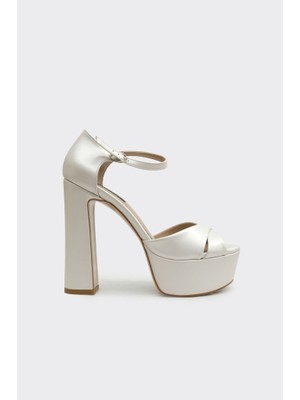 Derinet Bilekten Bantlı Platformlu Kadın Ayakkabı