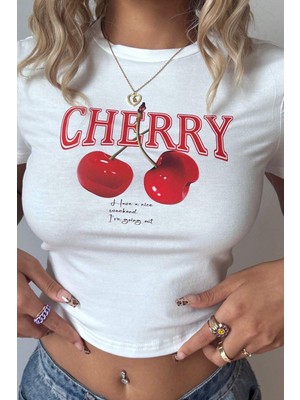 Tarz Cool Kadın Baskılı Crop Tişört - Cherry Desenli, Yazlık Kısa Kollu Bluz