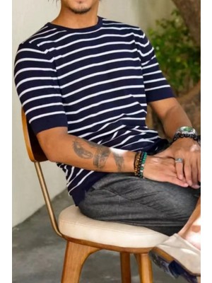 Tarz Cool Erkek Kısa Kollu Fitilli Akrilik-Pamuk Karışımlı Triko T-Shirt