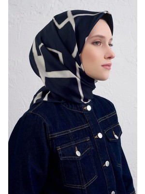 Armine Sura Saf Ipek Eşarp Ist 9441 - 03 Lacivert  Karışık  Desen