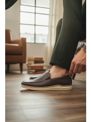 Enoch Kahverengi Hakiki Deri Lazer Kesim Delikli ve Comfort Tabanlı Erkek Loafer Ayakkabı