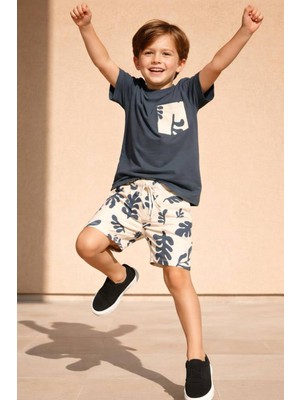 Monila Erkek Çocuk Pamuklu Baskılı Cep Detaylı T-Shirt ve Şort 2'li Takım