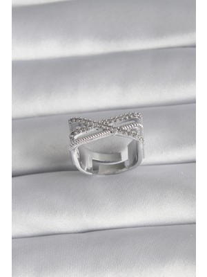 İsmiyle Al Pirinç Gümüş Renk Zirkon Taş Detay Kadın Yüzük