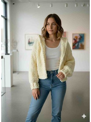 A&D Handmade El Örgüsü Puffy Kapüşonlu Crop Kadın Hırka