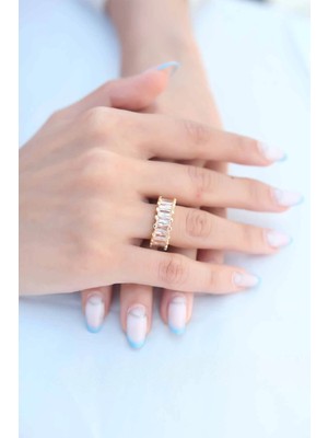 İsmiyle Al Zirkon Taşlı Baget Gold Renk Kadın Yüzük