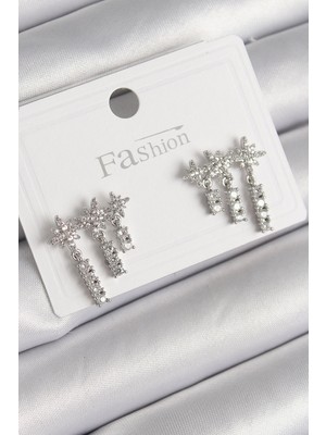 İsmiyle Al Pirinç Gümüş Renk Zirkon Taşlı 3'lü Sallantı Yıldız Model Kadın Küpe