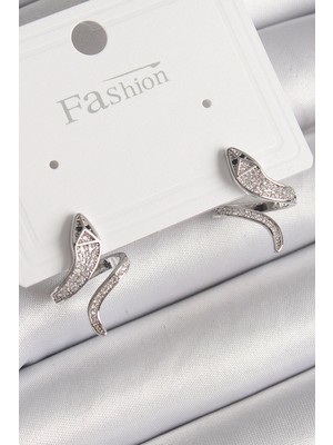 İsmiyle Al Pirinç Gümüş Renk Zirkon Taşlı Yılan Model Kadın Küpe