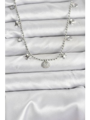 İsmiyle Al Pirinç Gümüş Renk Zirkon Taşlı Deniz Kabuğu Model Kadın Kolye