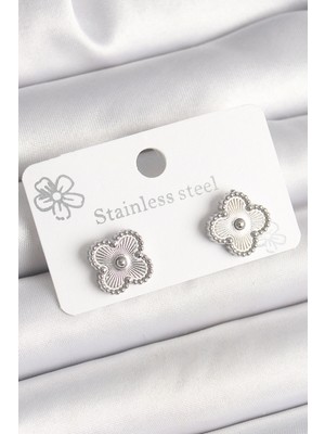 İsmiyle Al Pirinç Gümüş Renk Işlemeli Yonca Model Kadın Küpe