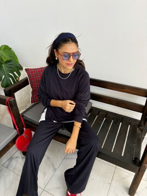 Indispensablely Kadın Bisiklet Yaka Atlet Detay Sweat ve Ispanyol Paça Salaş Detay Pantolon Ikili Takım