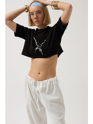 Indispensablely Baskılı Crop T-Shirt