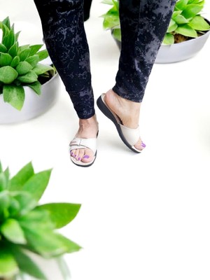 Gezer Rahat ve Yumuşak Taban Cırtlı Ayarlanabilir Ev ve Dışarı Terliği