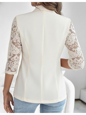 Indispensablely Kadın Uzun Kollu Truvakar Kol Önden Düğmeli Cepli Dantelli Atlas Ceket