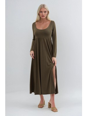 Lijuri Derin Yakalı ve Yırtmaçlı Modal Kumaş Elbise 2033