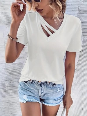 Indispensablely Kadın Kısa Kollu V Yaka Şerit Detay Viskon Bluz