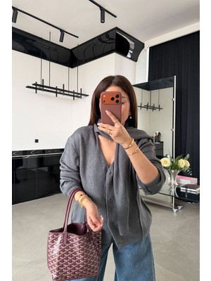 Özge Özgenç Kendinden Şallı Hırka