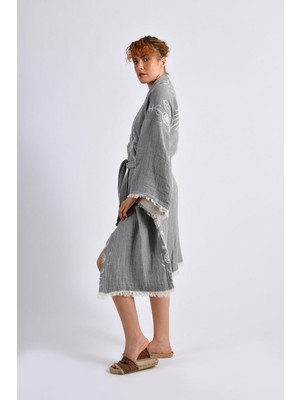 Gri Crescent Eye Kimono