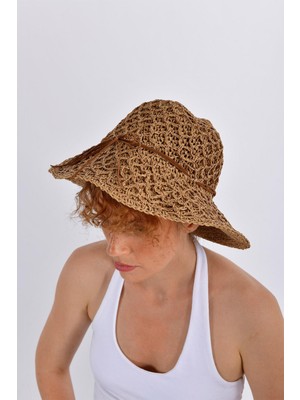 Geniş Kenarlı Bej Rafya Şapka