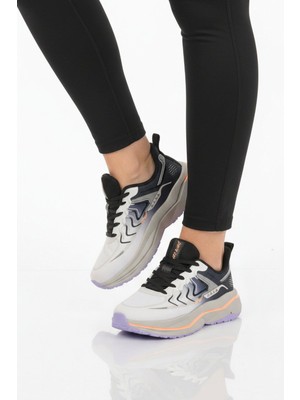 Pierre Cardin Beyaz Hafızalı Taban Hafif Esnek Bağcıklı Kadın Spor Ayakkabı PCI-11606 G