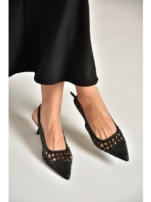 Fox Shoes Y820026509 Siyah Örgü Detaylı Alçak Topuklu Kadın Ayakkabı