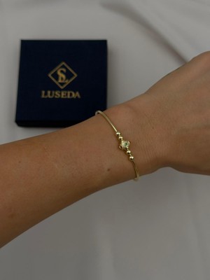 Luseda Yeşil Pembe Taş Top Detaylı Gold Bileklik