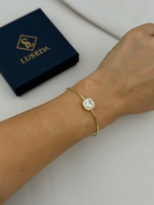 Luseda VIP Işıltılı Oval Taş Detaylı Ayarlanabilir Gold Bileklik