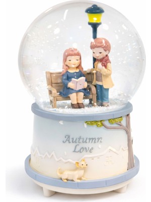 Zeflazerhediyelik Kişiye Özel Bankta Oturan Çift Kar Küresi | Romantik Dekoratif Biblo (Büyük Boy)