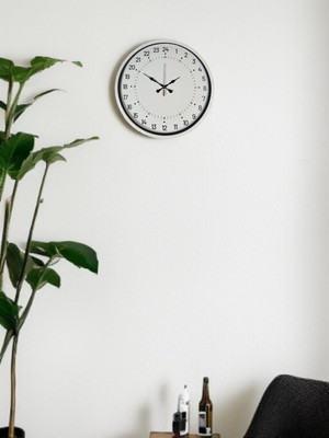 Lowell Home 36 cm Beyaz 24 Saat Göstergeli Özel Tasarım Duvar Saati LWLHM-RSYT367