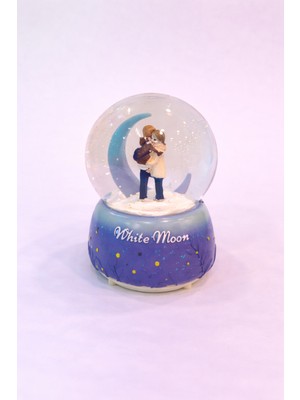 Zeflazerhediyelik Kişiye Özel Ay Altında Sarılan Çift Kar Küresi | White Moon Romantik Biblo (Orta Boy)