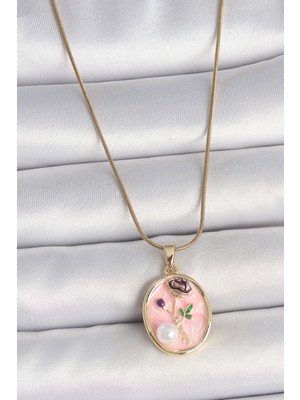 Lowell Home Ieg 316L Çelik Gold Renk Zincir Pembe Çiçek Işlemeli Inci Detay Portre Model Kadın Kolye Lwlb