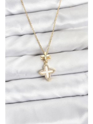 Lowell Home Ieg 316L Çelik Zincir Gold Renk 4 Yapraklı Yonca Model Zirkon Taşlı Kadın Kolye LWLBJ-RSIEG2346