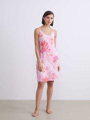 Lc Waikiki Yeni Sezon V Yaka Çiçekli Kadın Gecelik